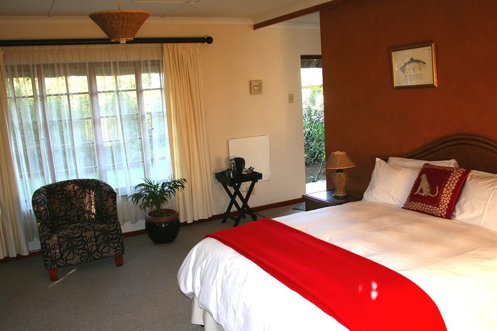 Thatchings Bed And Breakfast Nottingham Road Exterior foto